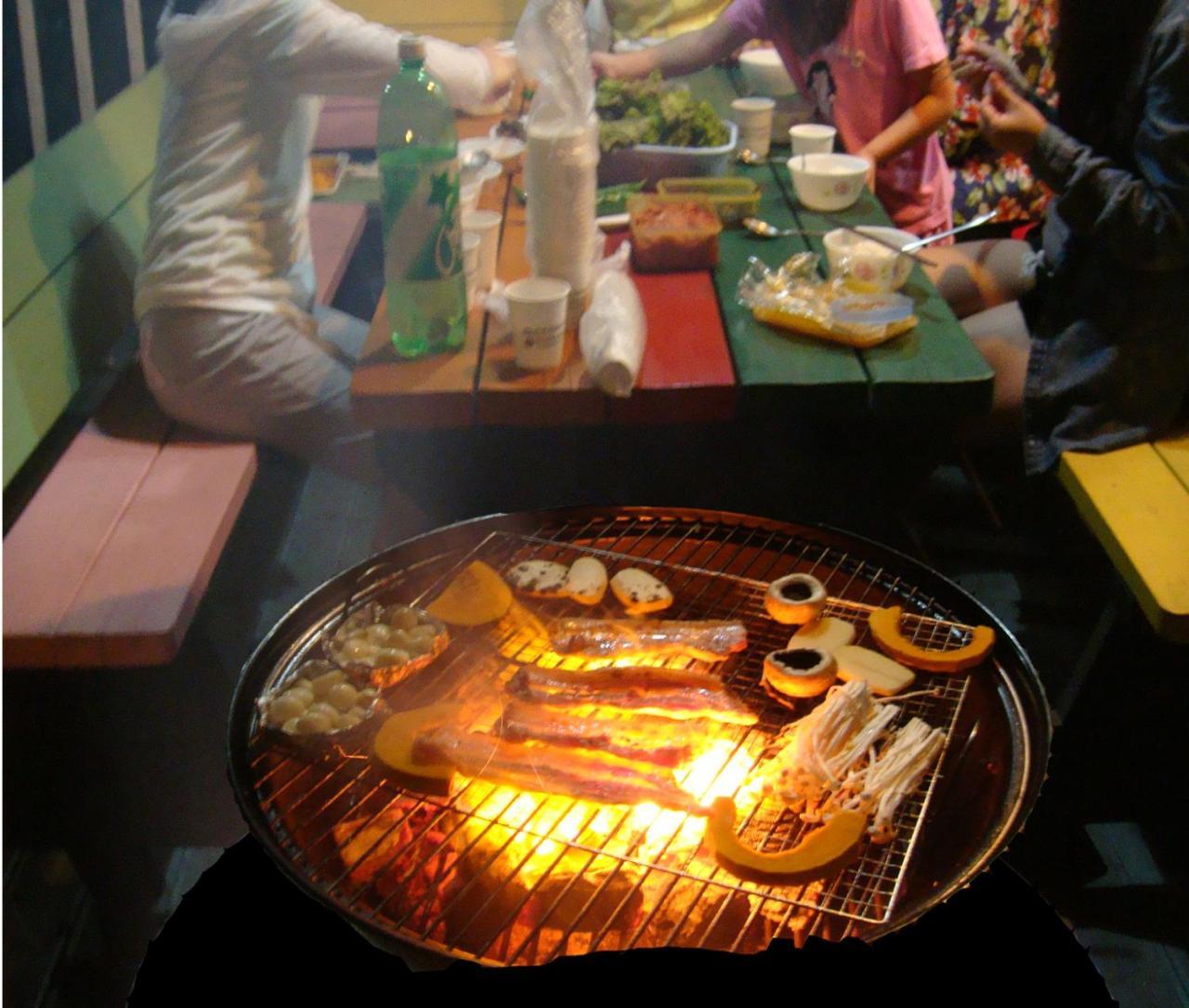 Jungmun Log Pension & Resort Seogwipo Esterno foto